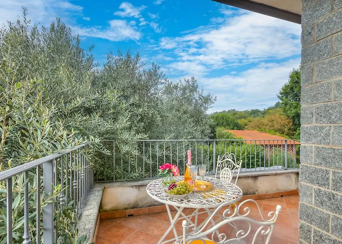 Connie's - Happy Lägenhet Monvalle