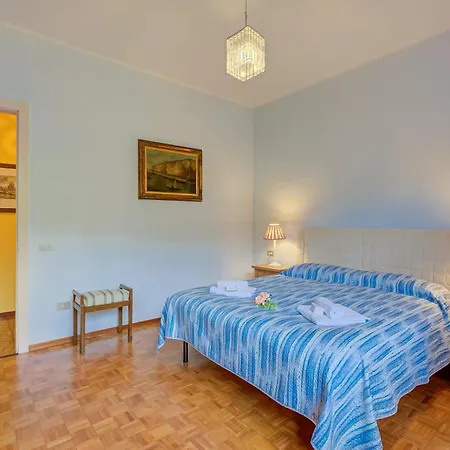 Connie's Modern 2br, Private Garden, Mountain Views In - Happy * Monvalle