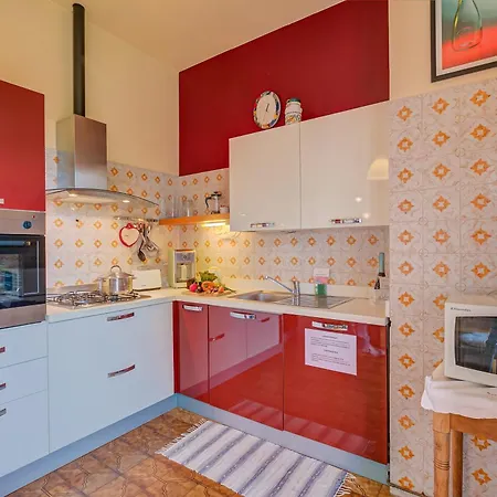 Connie's - Happy Apartment Monvalle