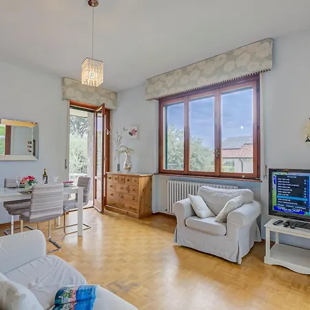 Connie's - Happy Apartment