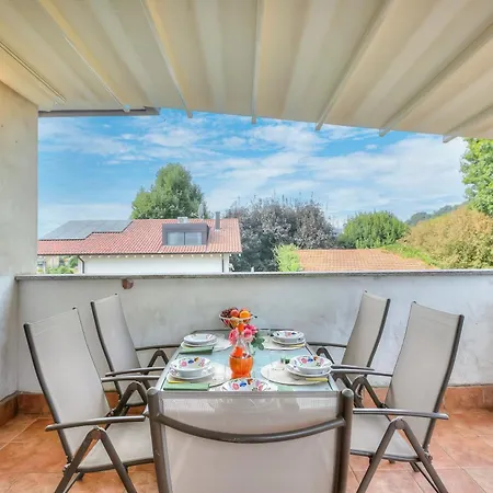 Connie's - Happy Appartement Monvalle