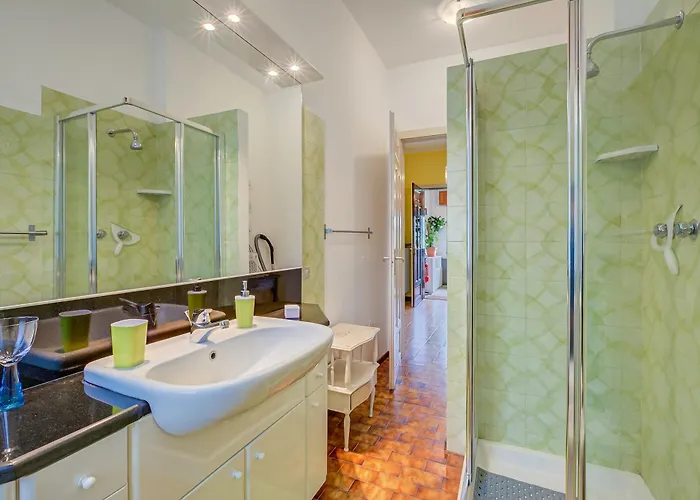 Connie's - Happy アパート *