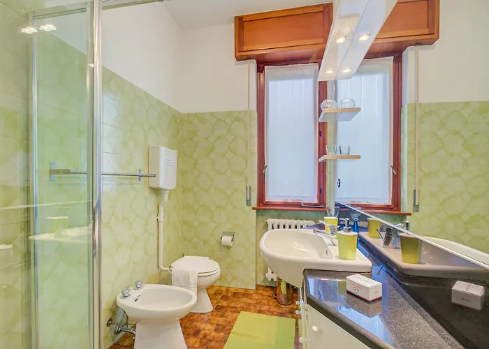 Connie's - Happy Apartament Monvalle