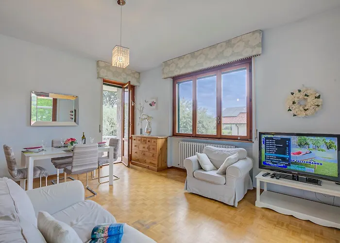 Connie's - Happy Apartman